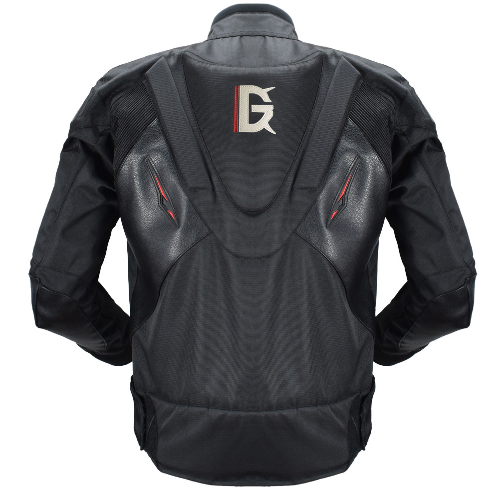 Motorracepak met airbag-hump o - Motorcycle Gear With Airbag recensie en prijs